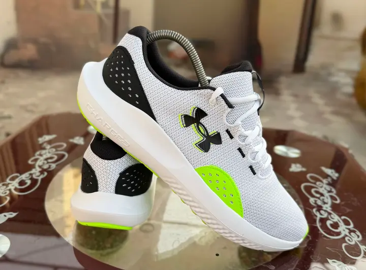 Men’s sneaker shoes