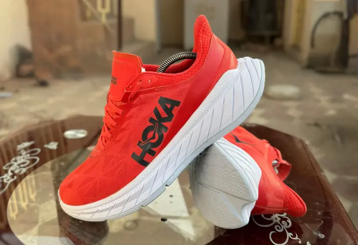 Men’s sneaker shoes