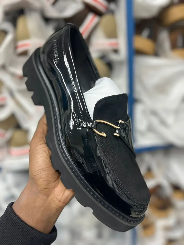 Men’s loafer shoes