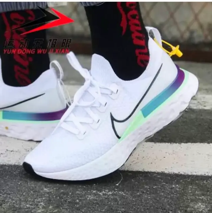 Men’s sneakers shoes