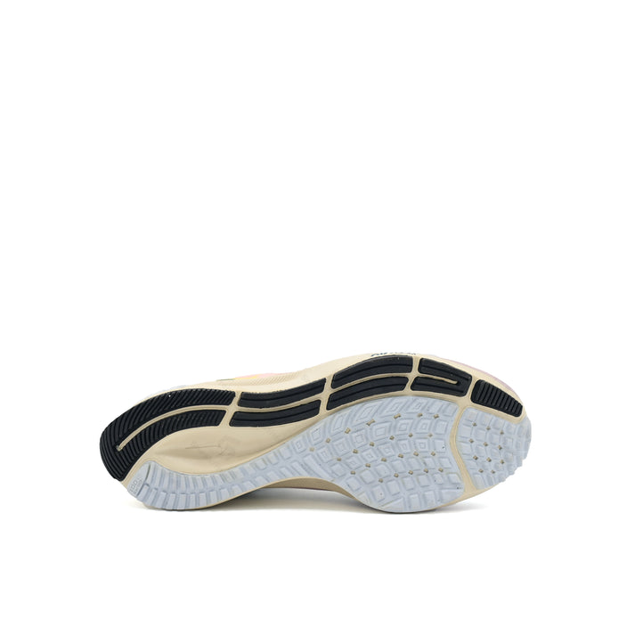 Men’s sneaker shoes