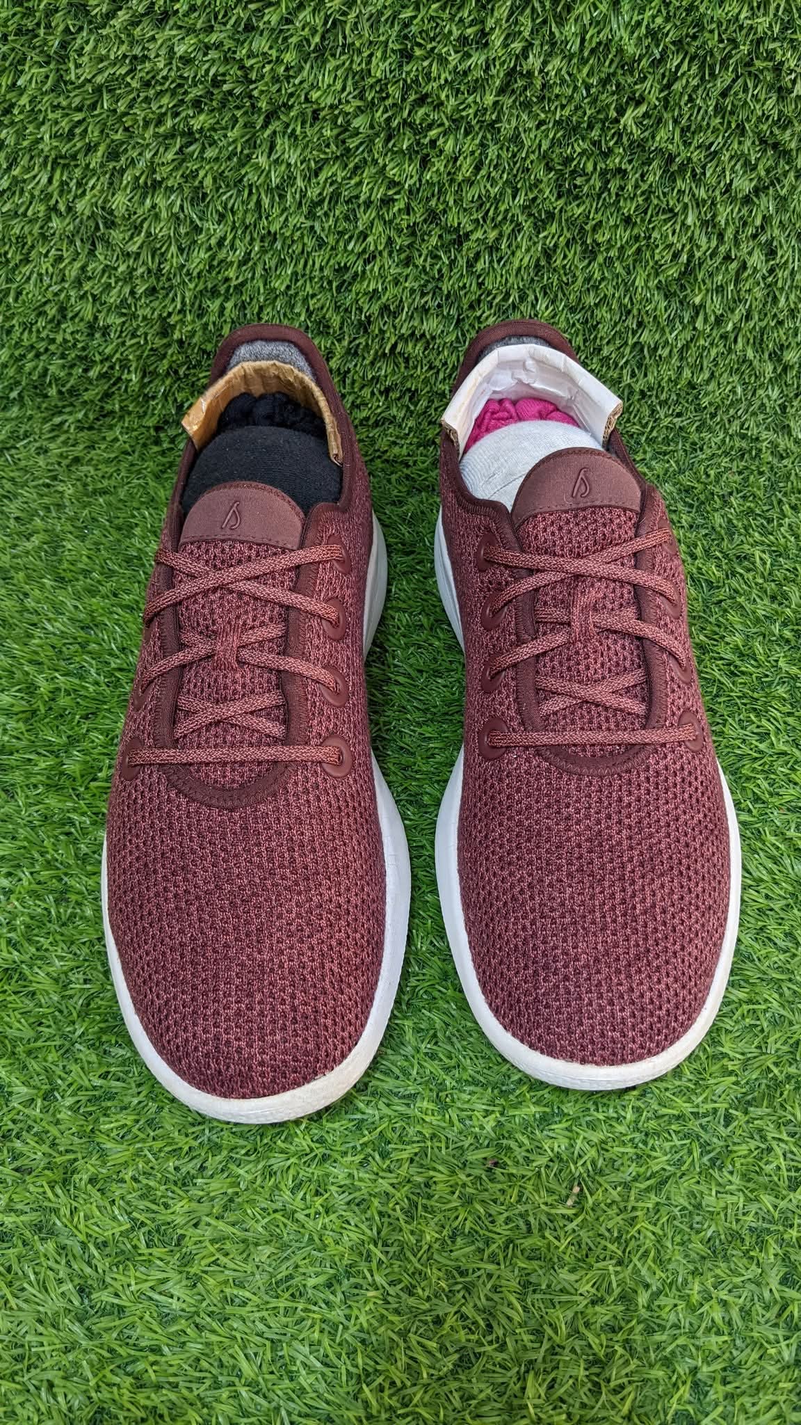 Men’s sneaker shoes