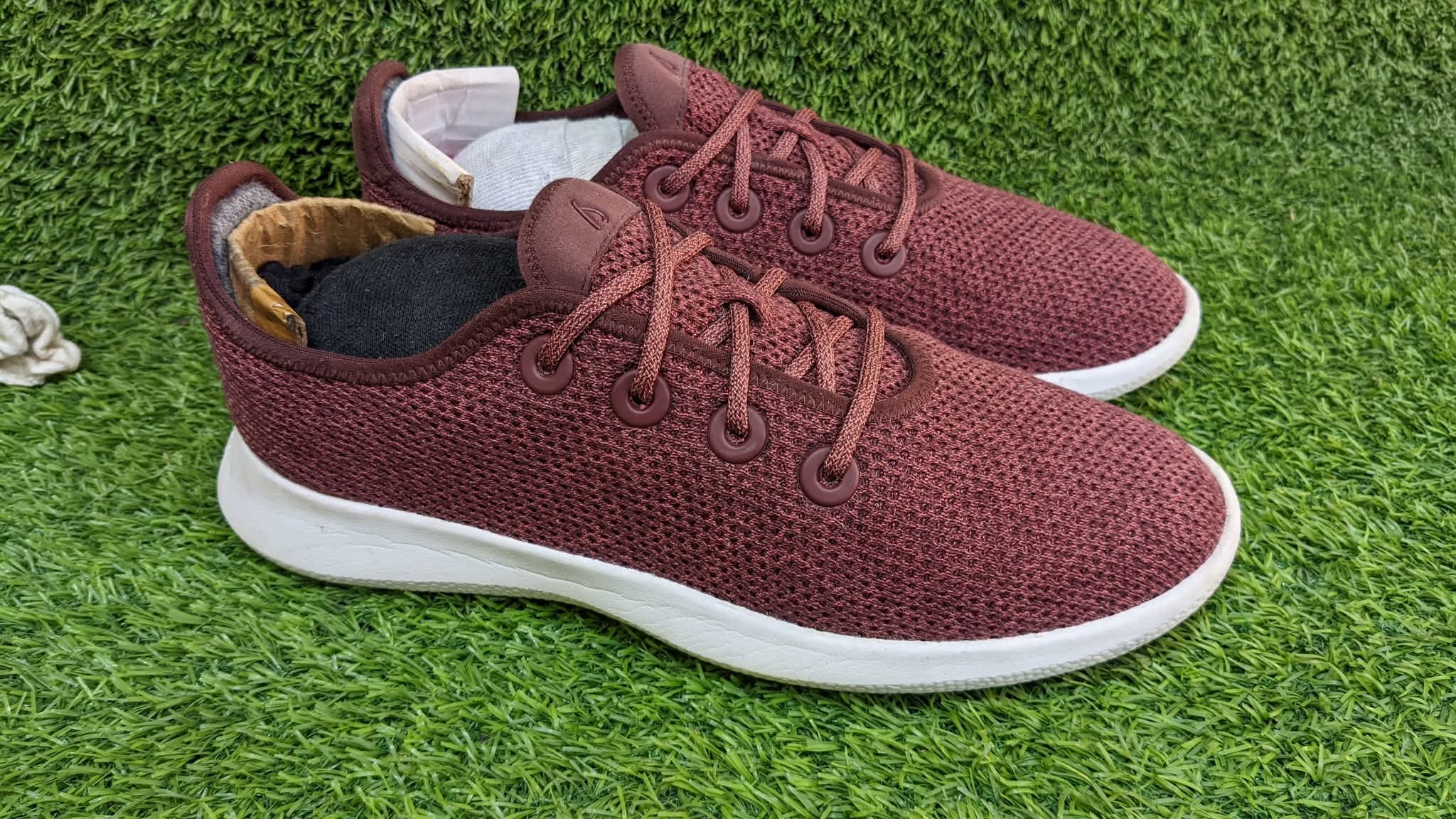 Men’s sneaker shoes