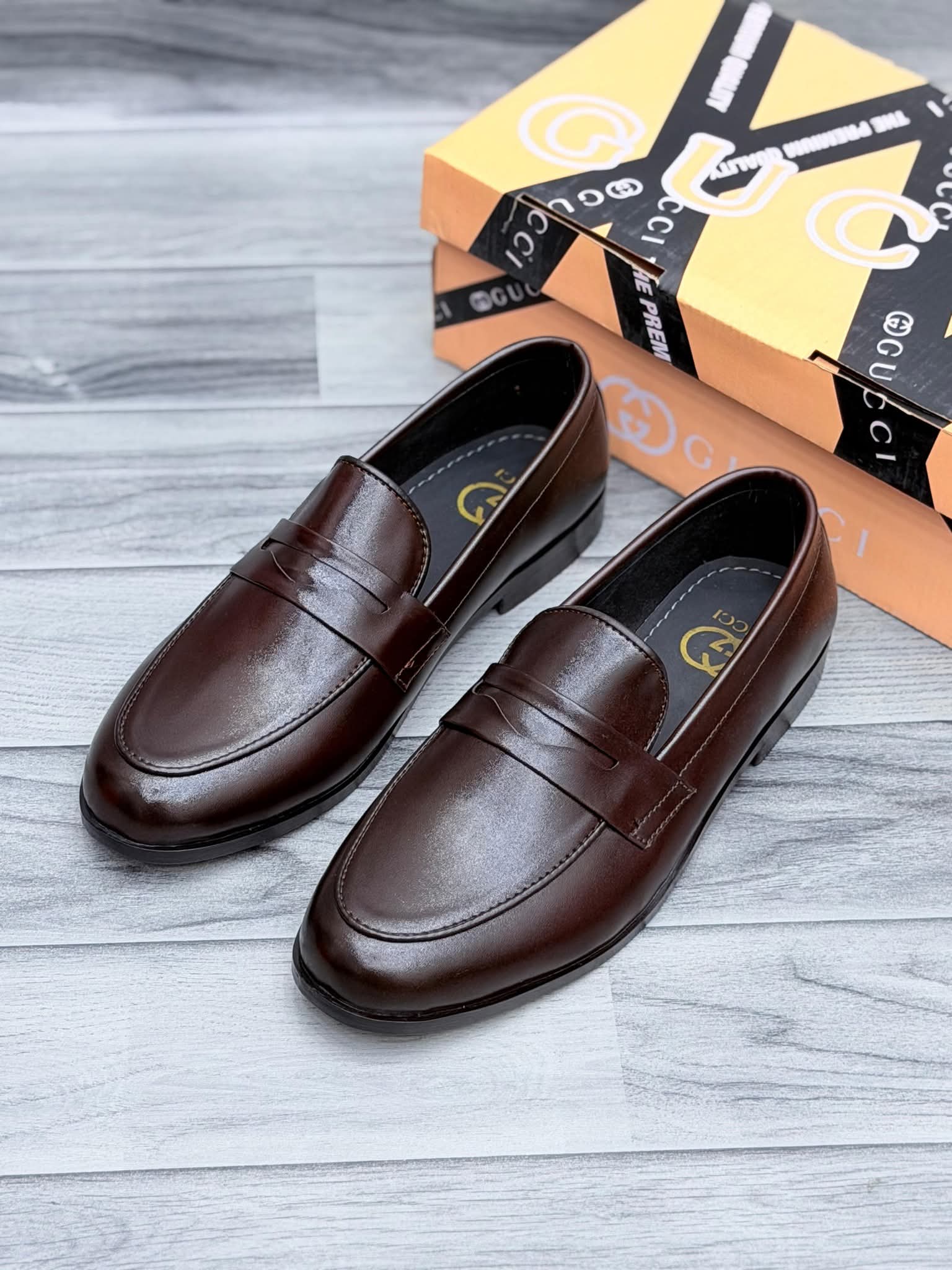 Mens loafer shoes