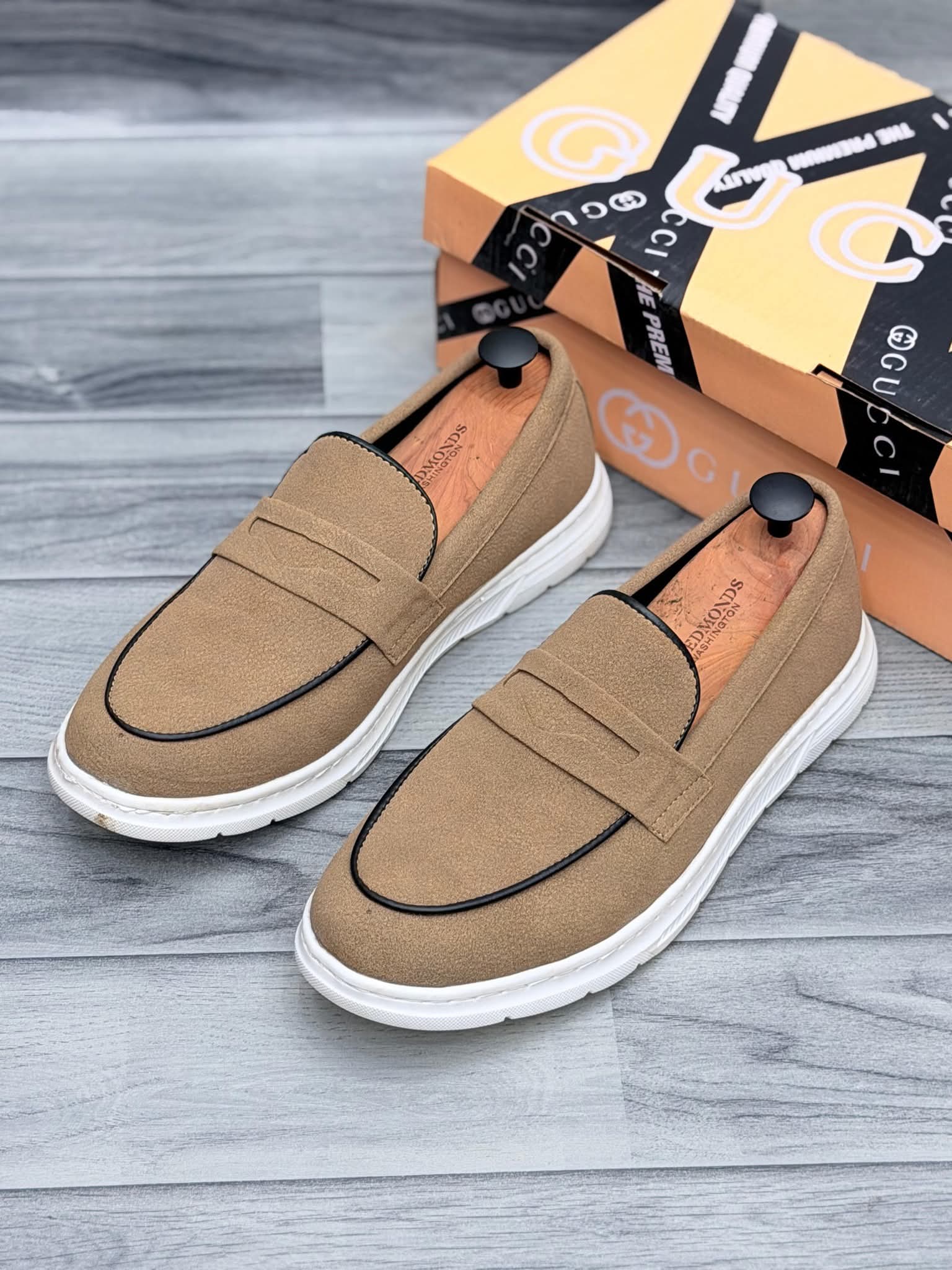 Mens loafer shoes