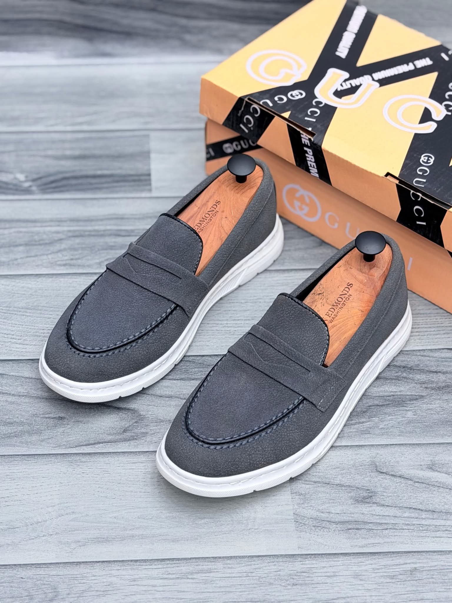 Mens loafer shoes