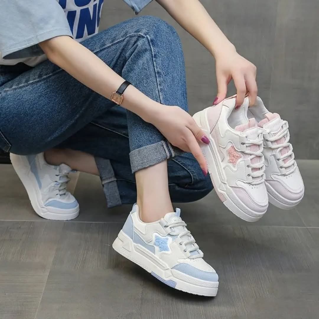 Women sneaker shoes