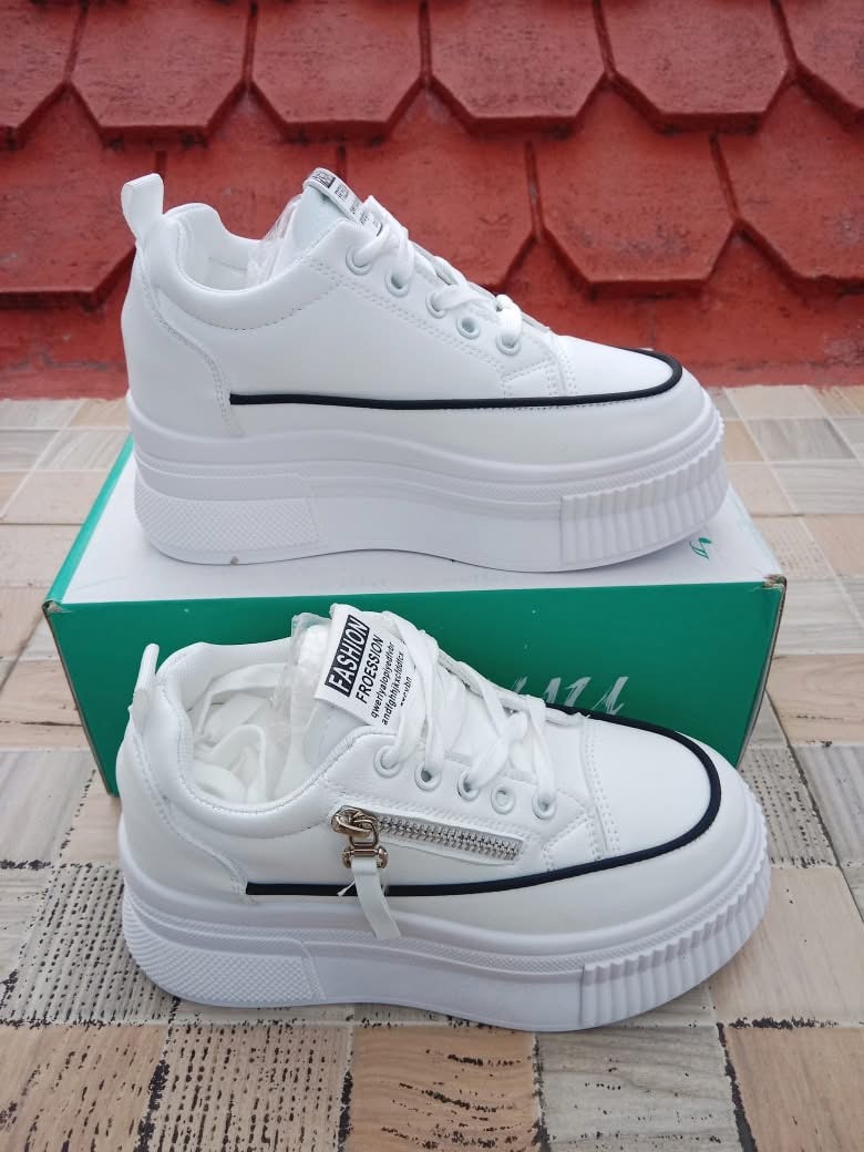 Mens sneaker shoes ‬