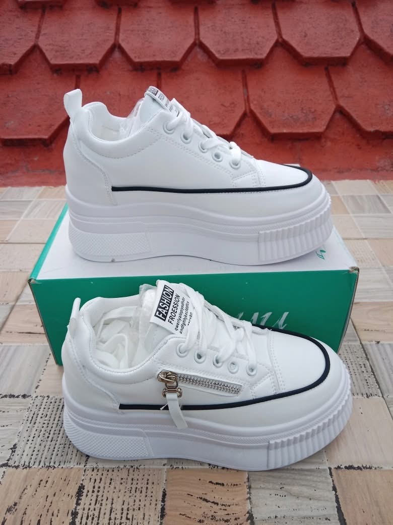 Mens sneaker shoes ‬