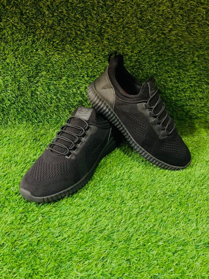 Mens skecher shoes