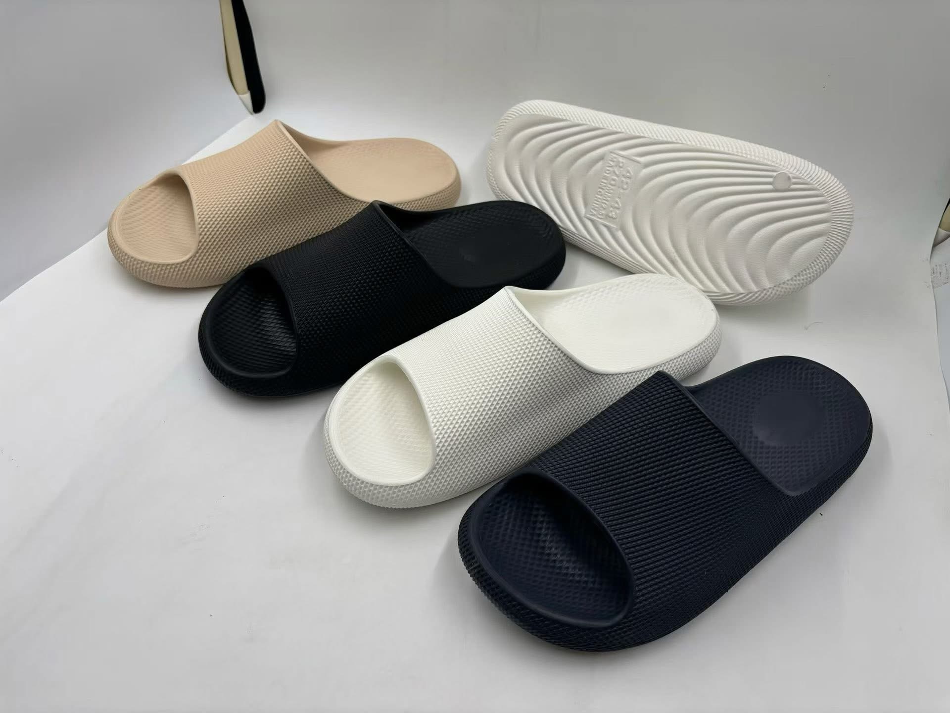 Mens slipper
