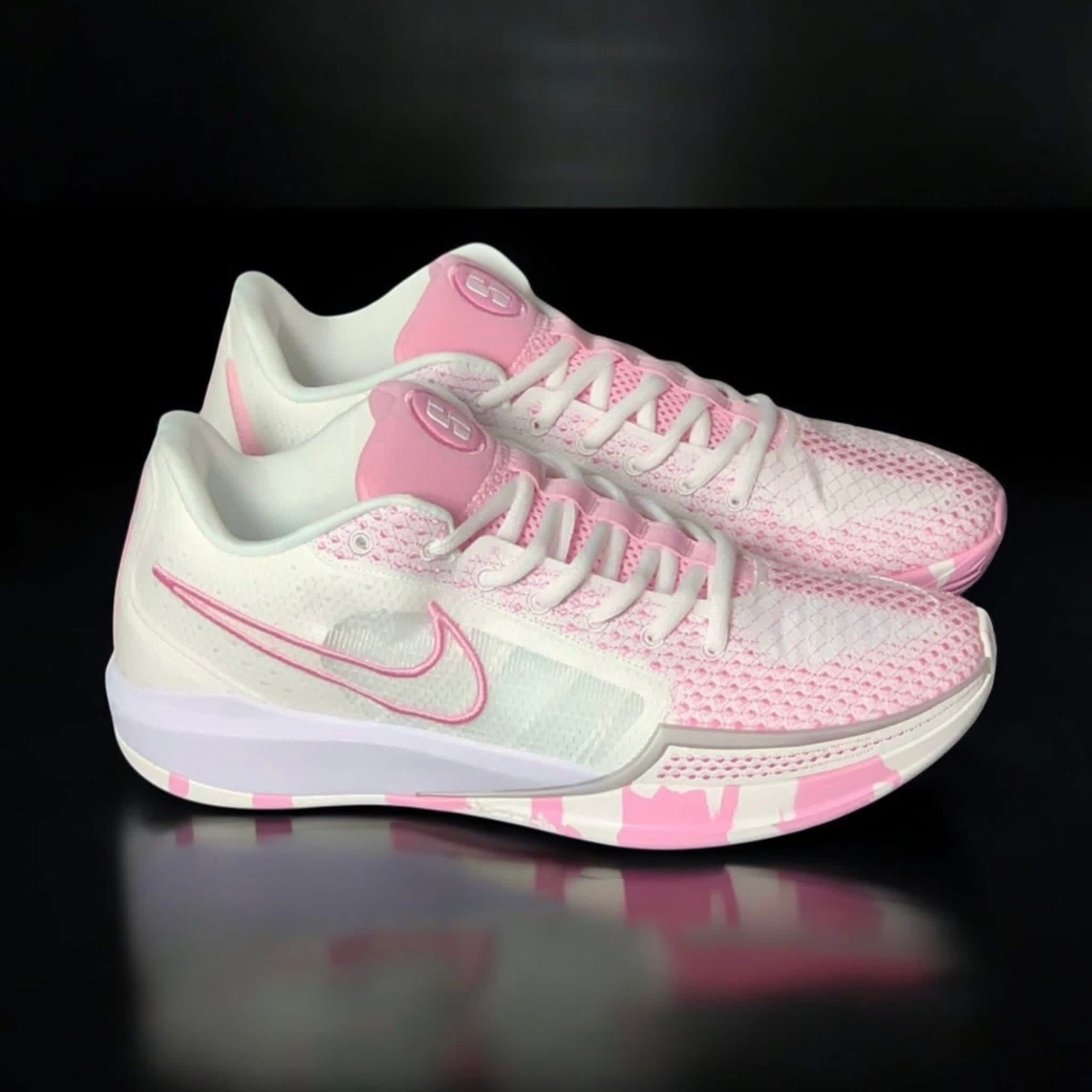 Women sneaker shoes