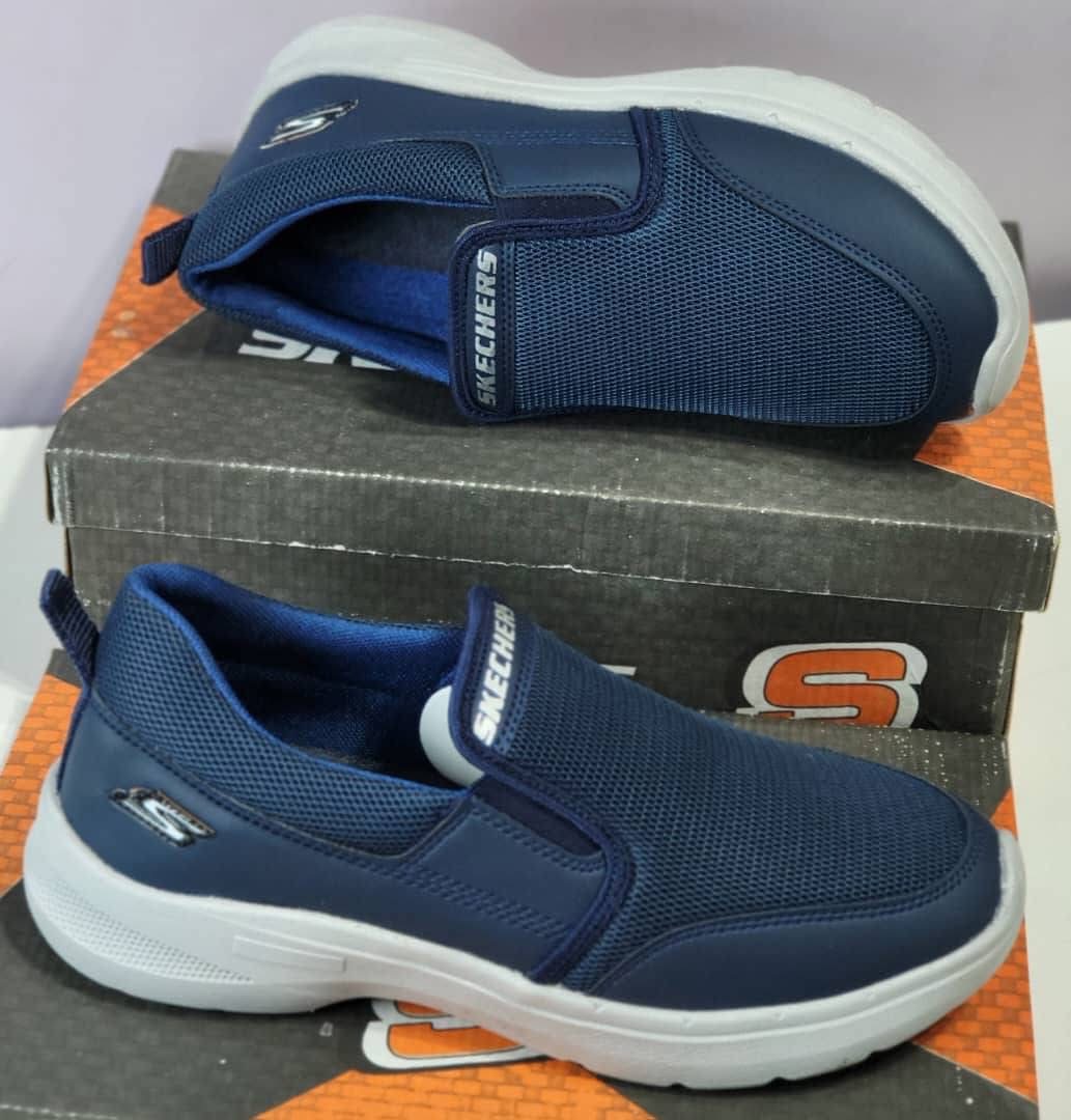 Mens skecher shoes