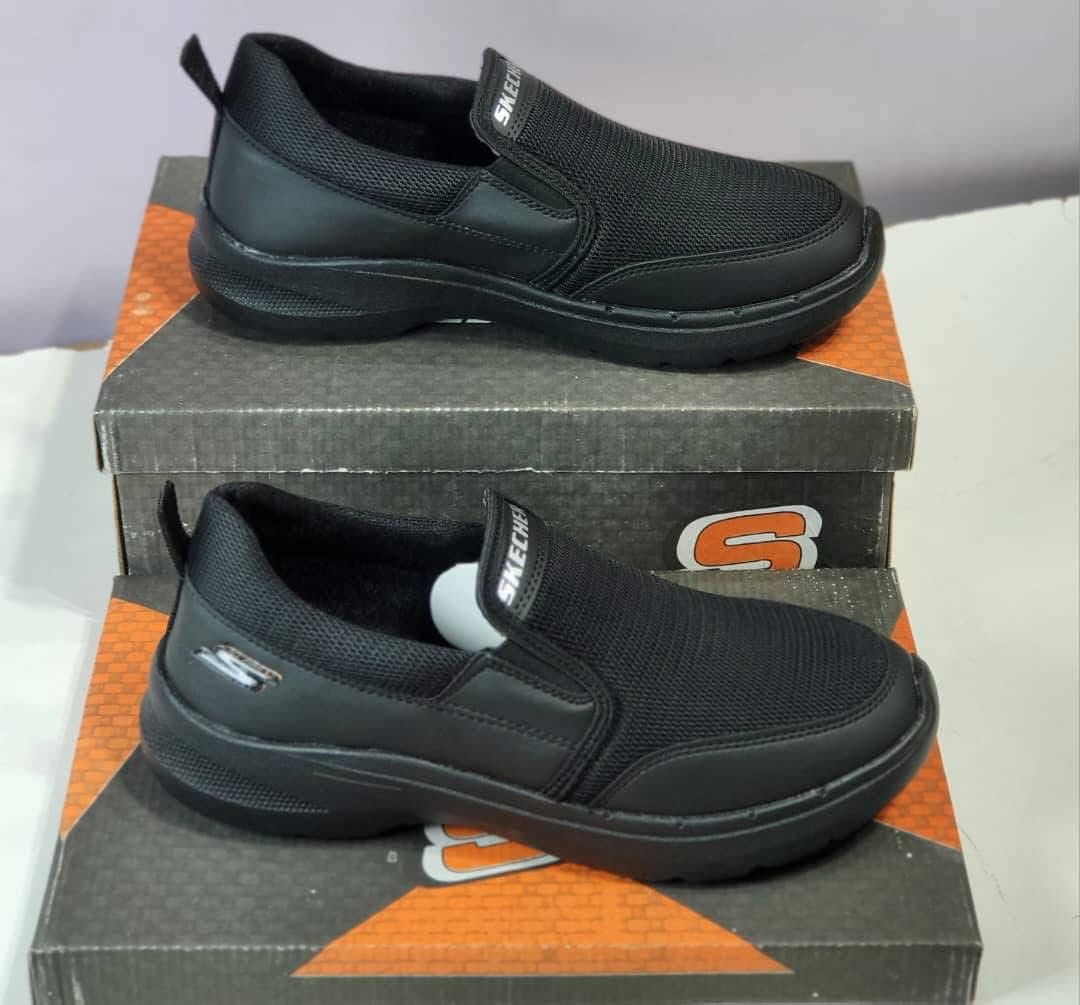 Mens skecher shoes