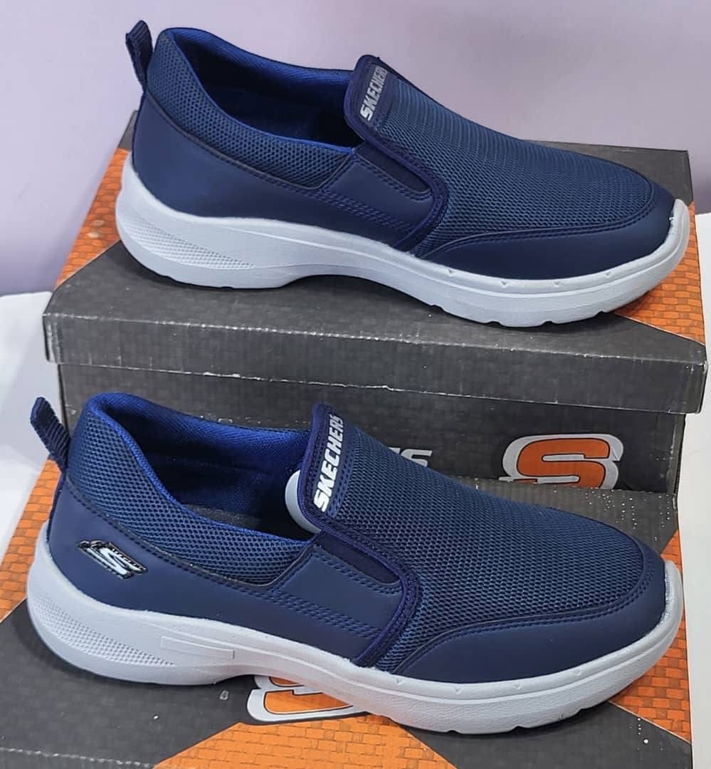 Mens skecher shoes