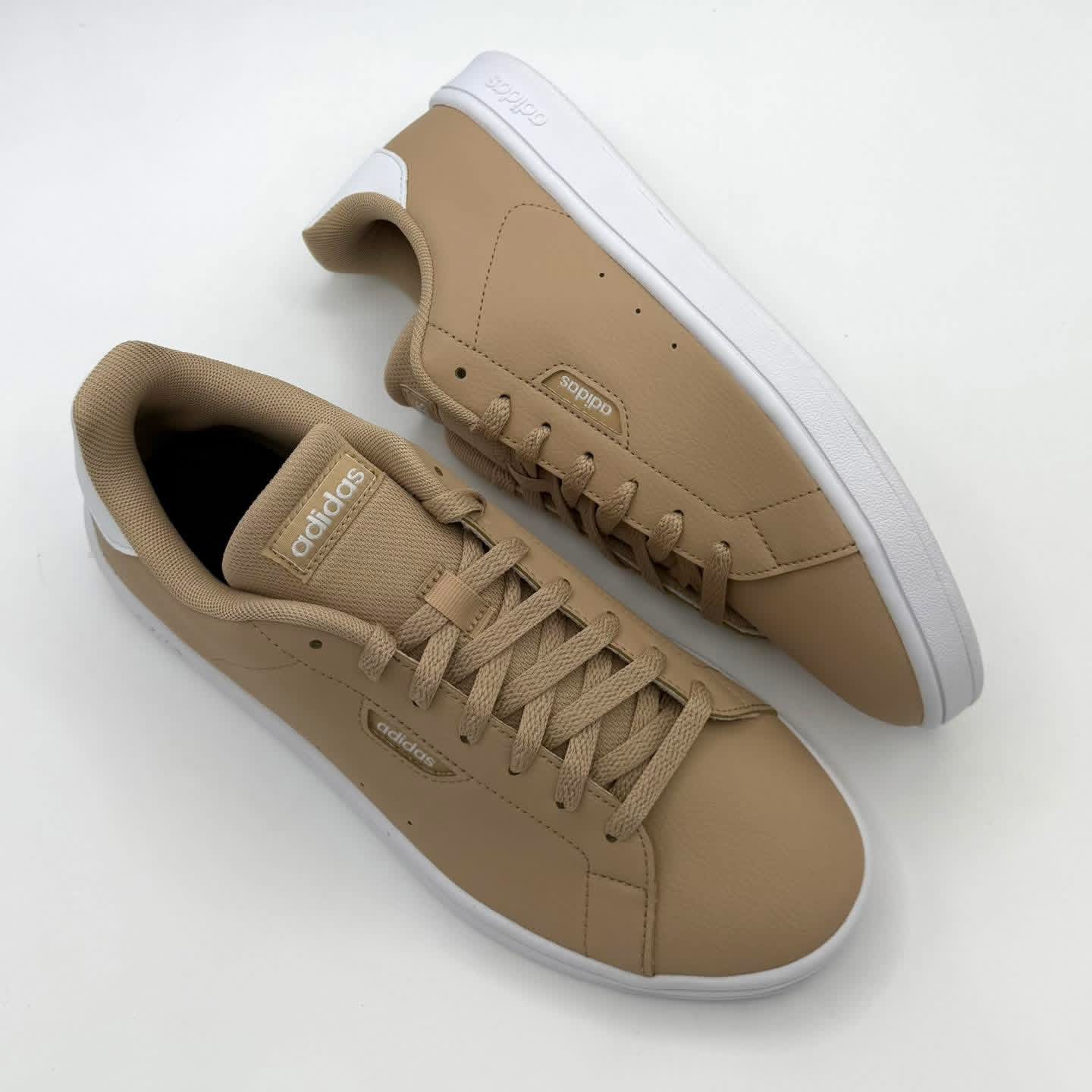 Mens sneaker shoes