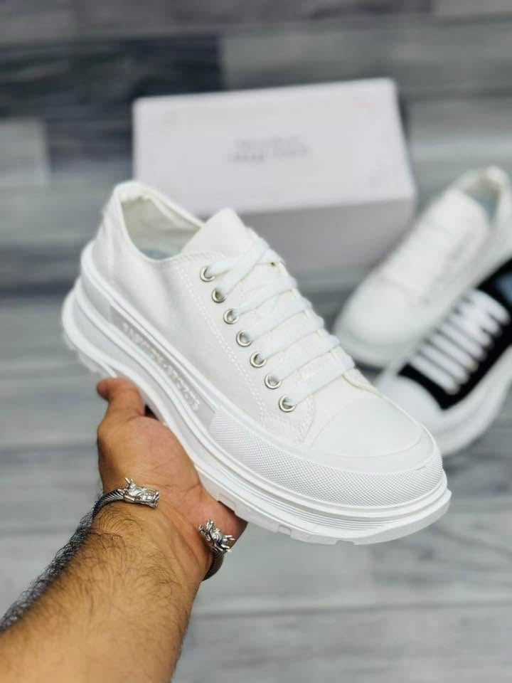 Mens sneaker shoes