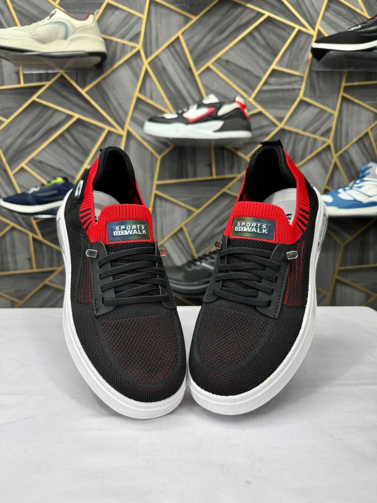Mens sneaker shoes