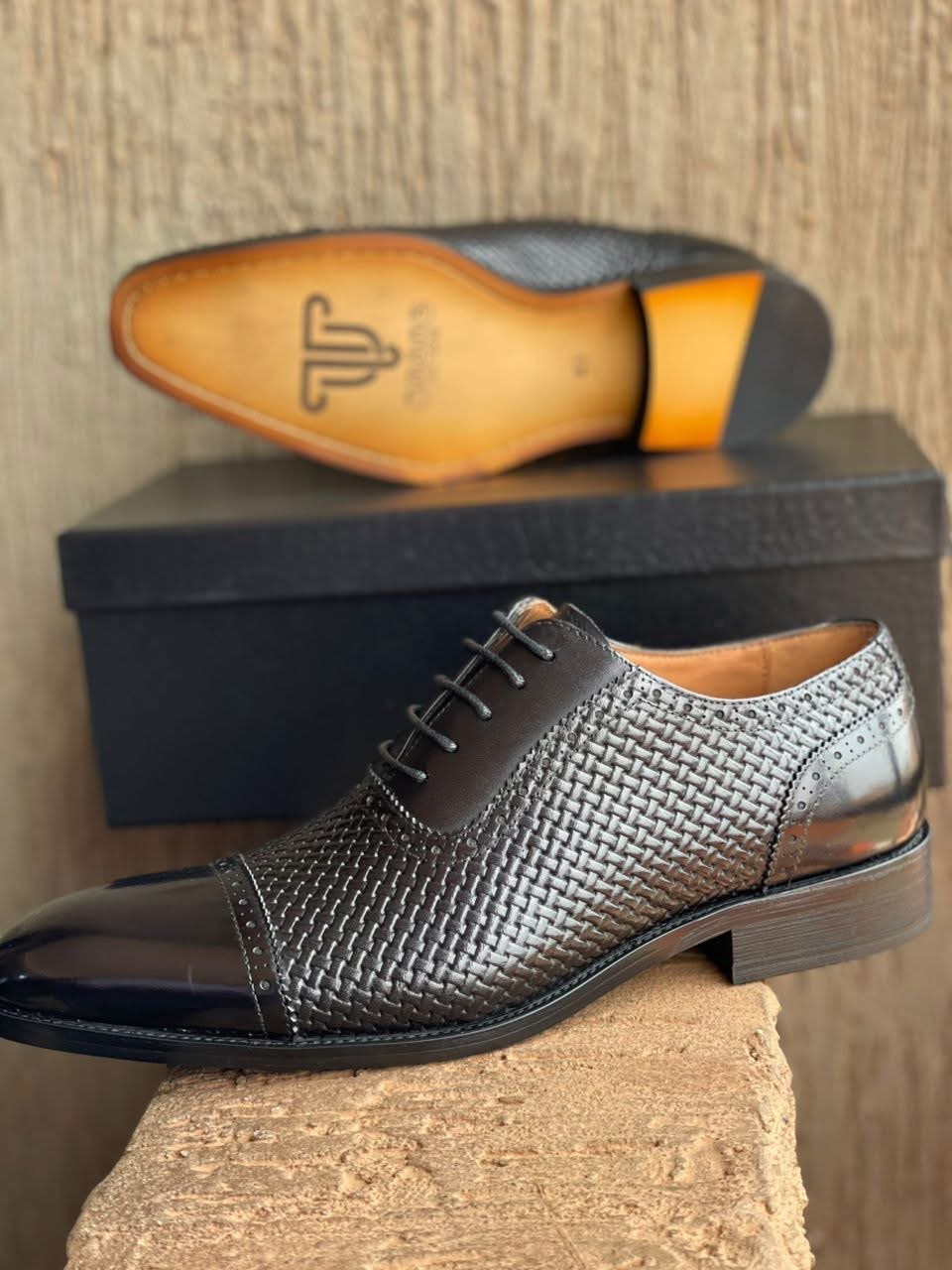 Mens dress shoes
