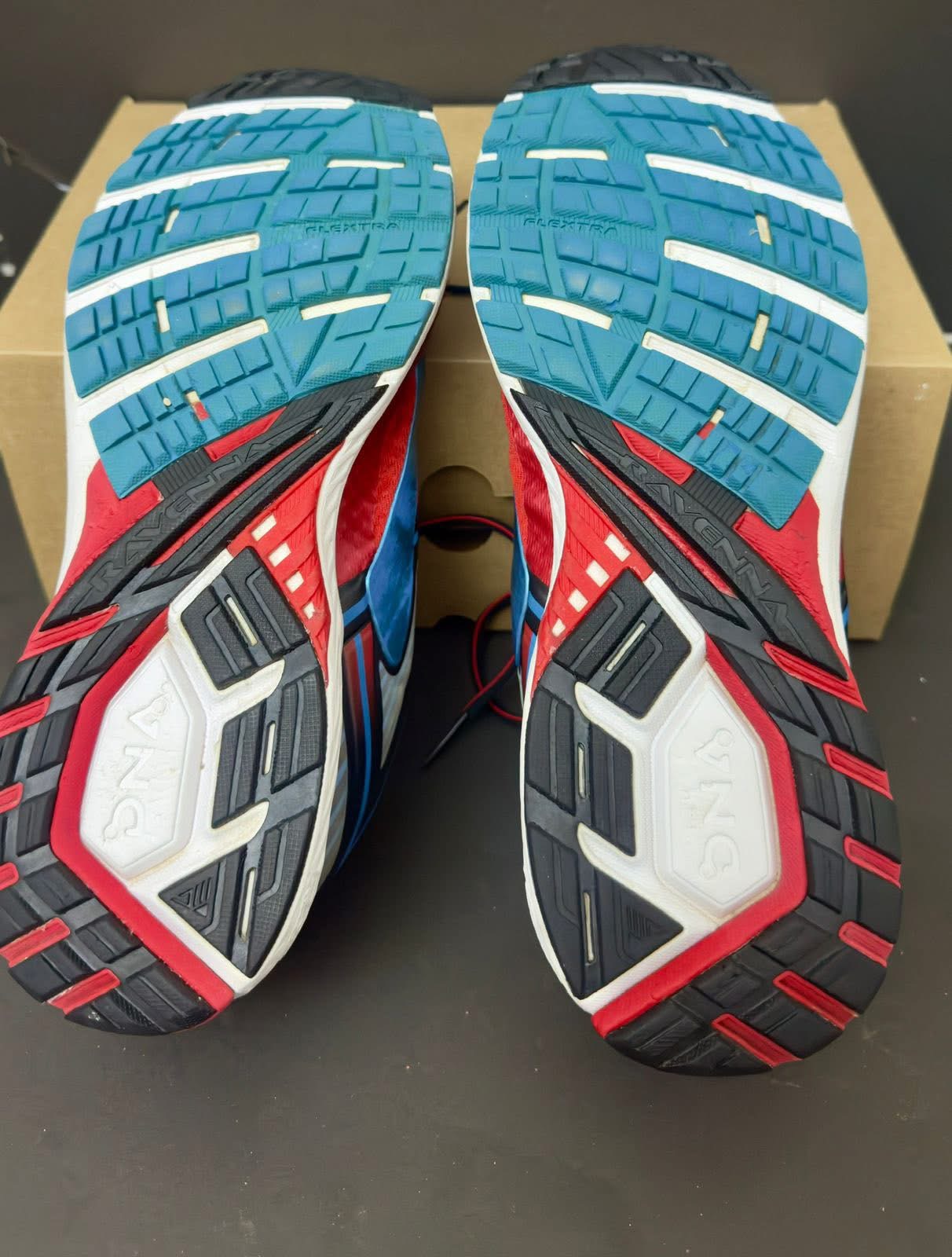 Mens sneaker shoe’s