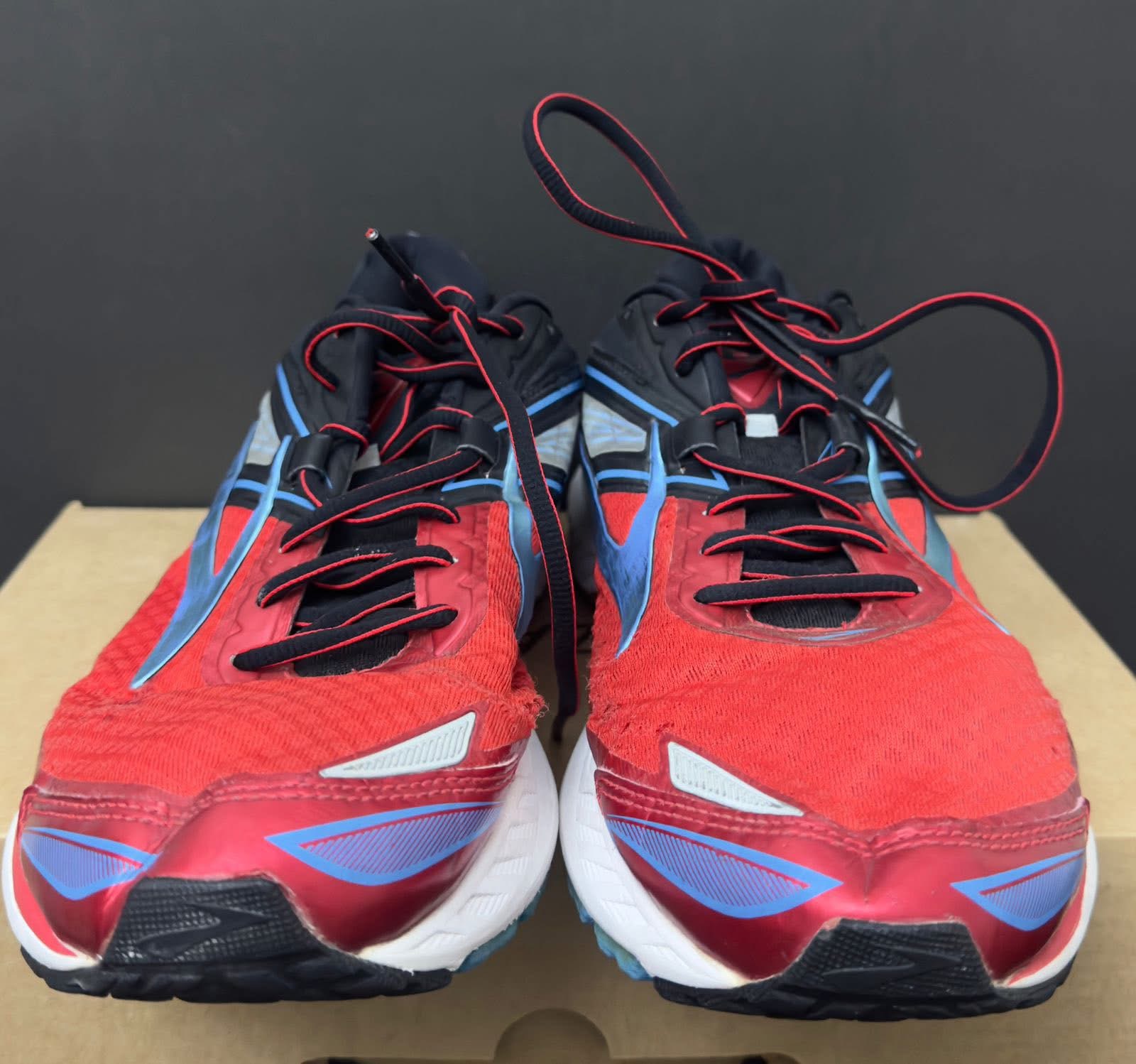 Mens sneaker shoe’s