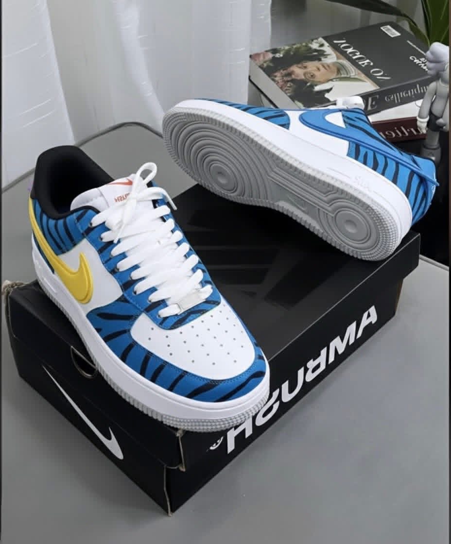 Mens sneaker shoes
