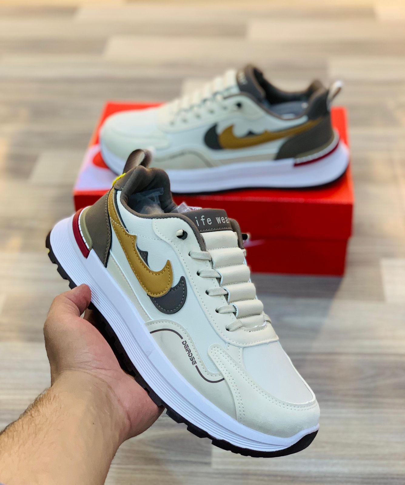 AR like Mens soft and comfortable sneaker shoes