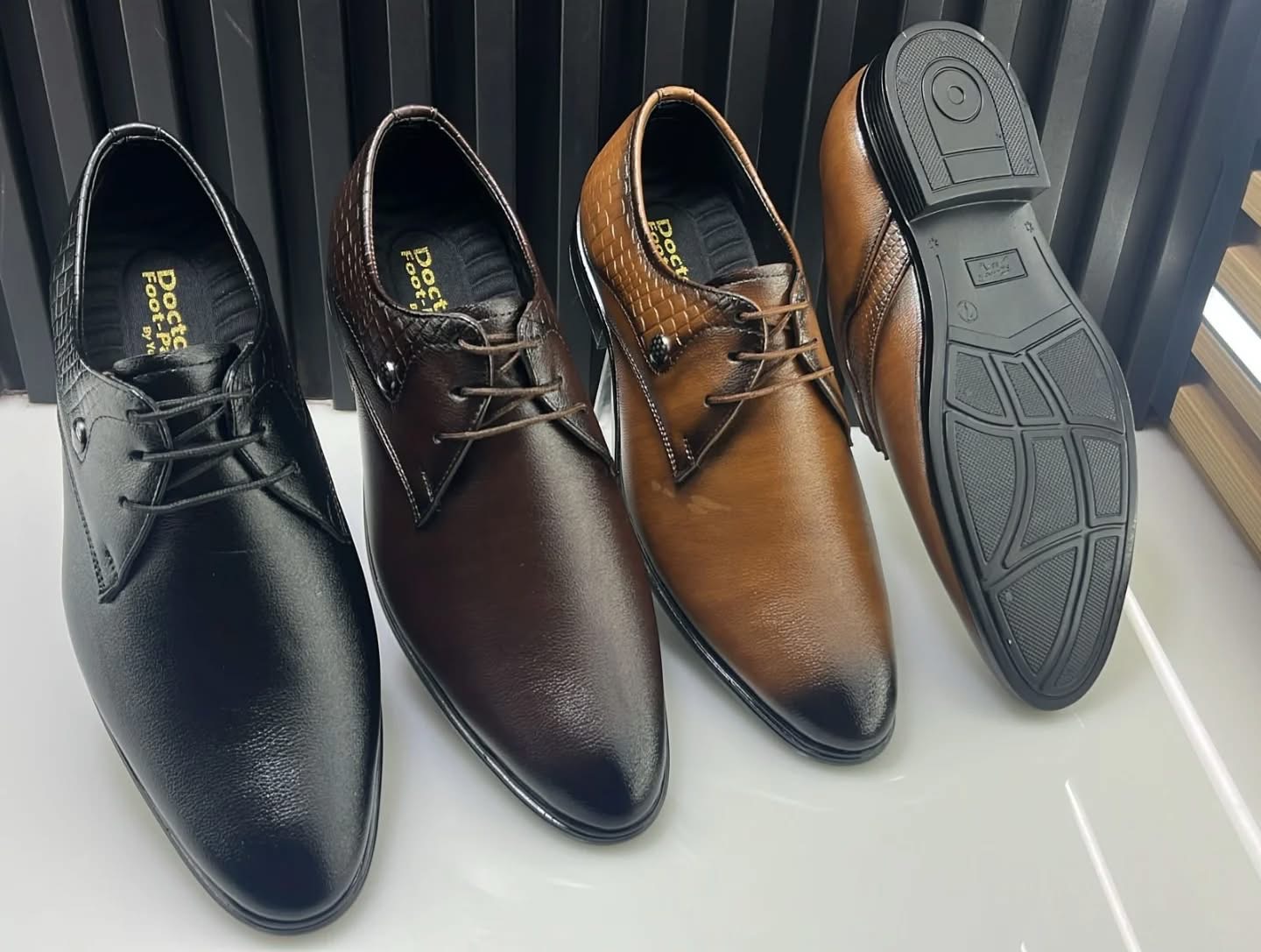 Mens dress Royal steps