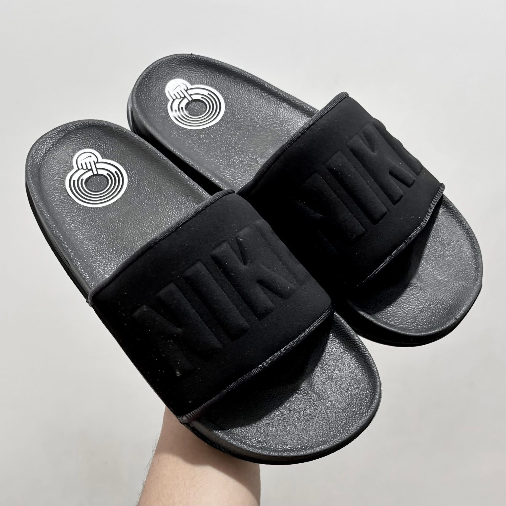 Mens soft slippers