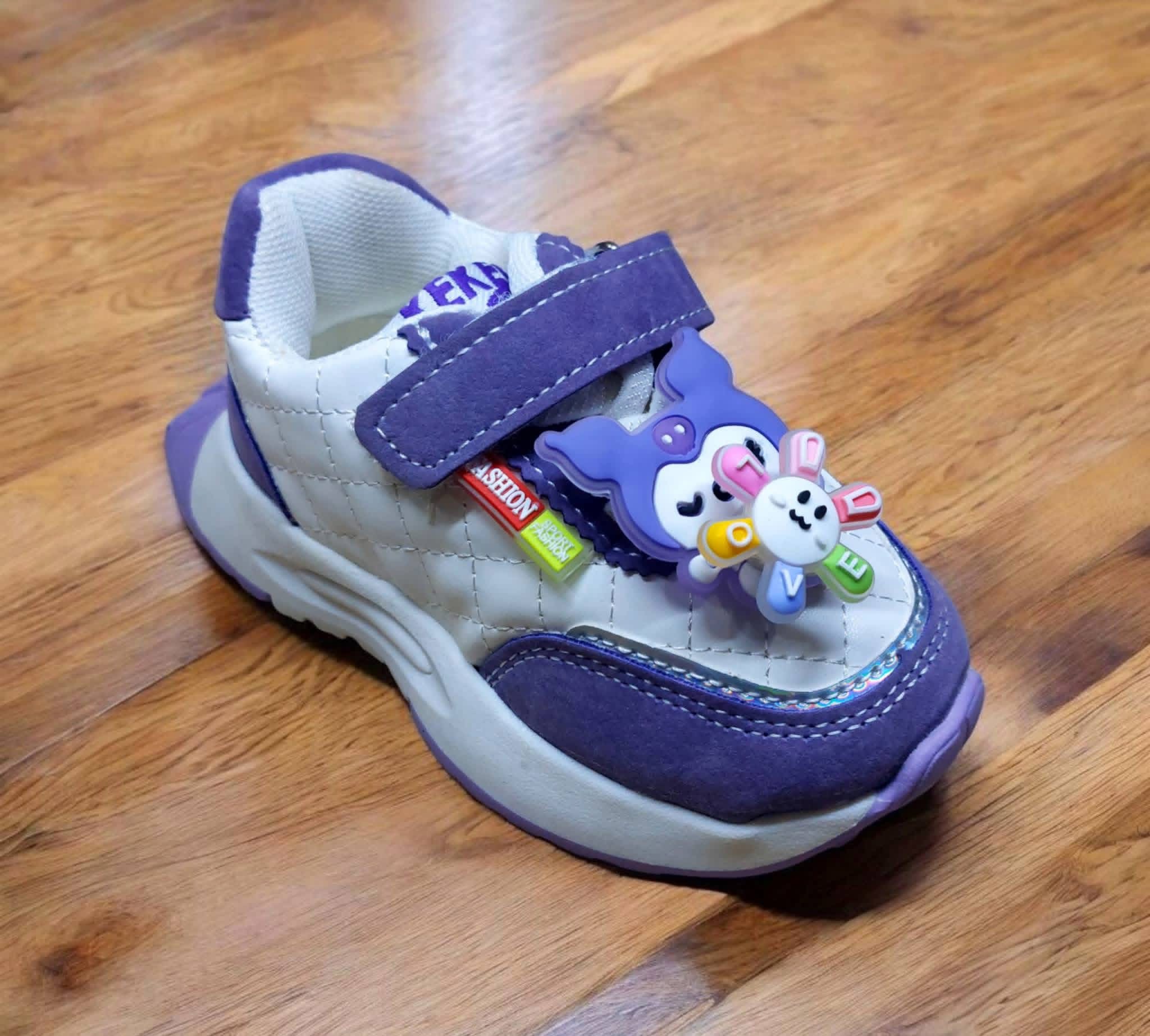 Mini kids shoes