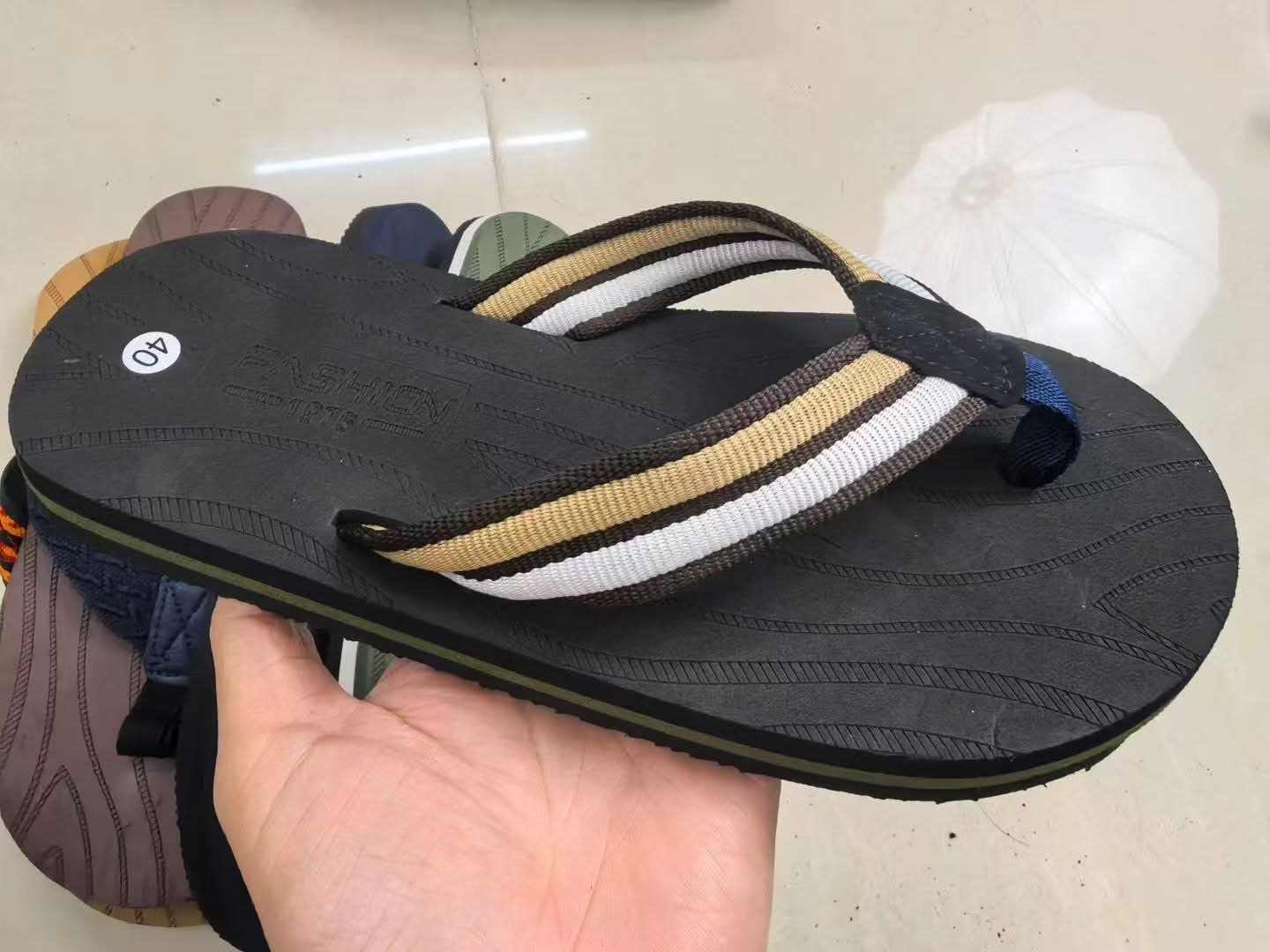 Mens navy blue flip-flop clippers