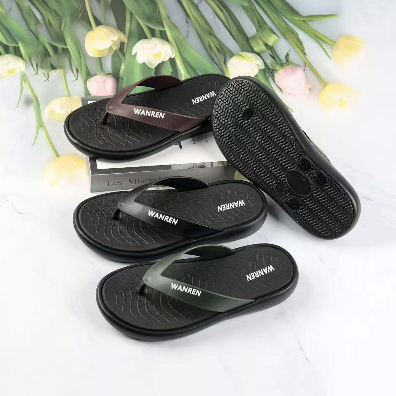 Mens comfortable slippers