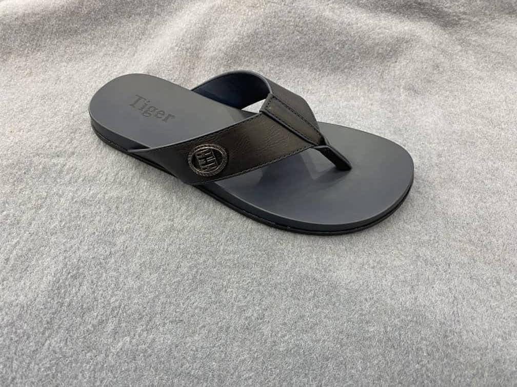 Sherry comfort men’s slippers