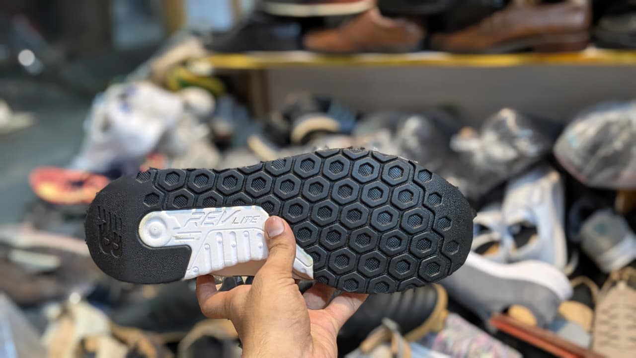 old mens sneaker shoes